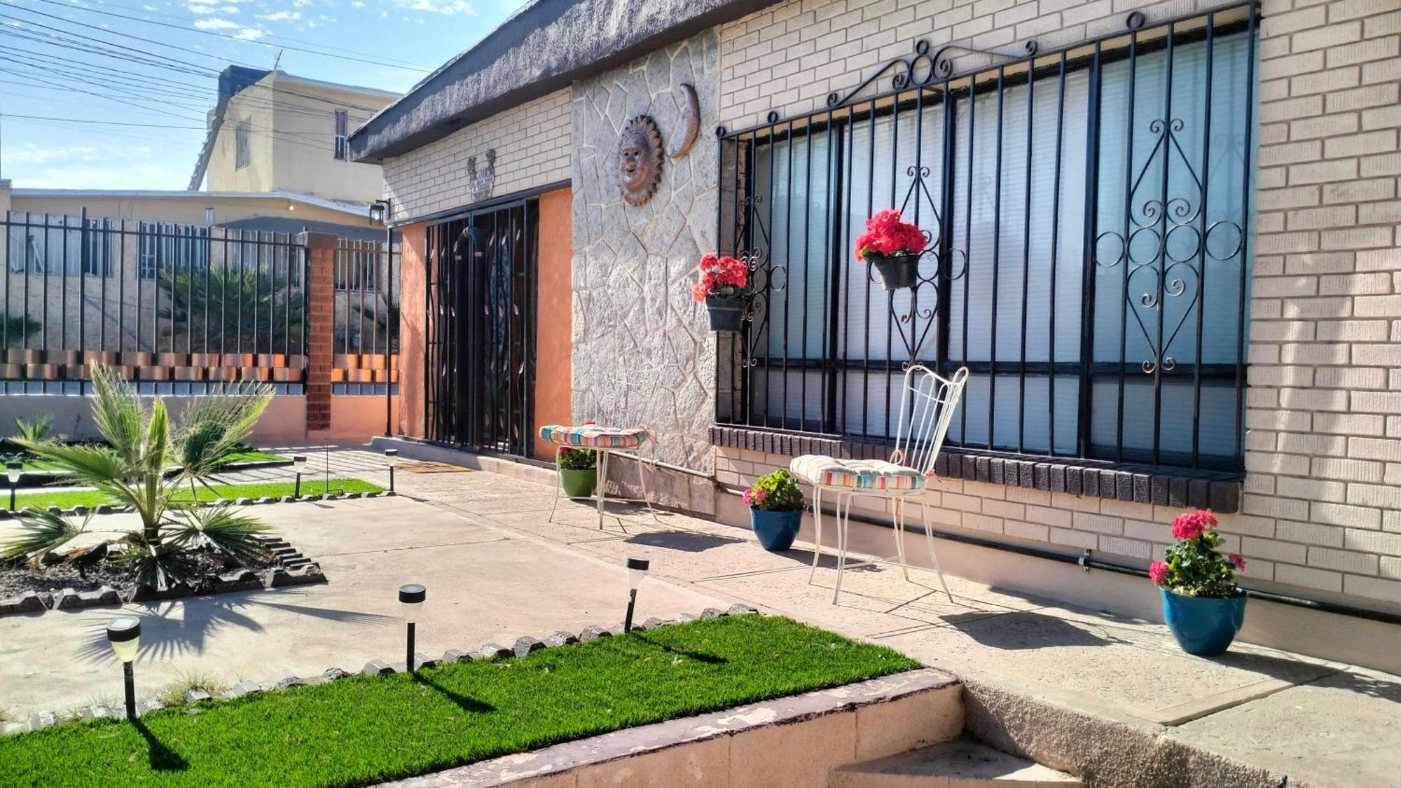 Geranios Villa Ciudad Juarez Exterior photo